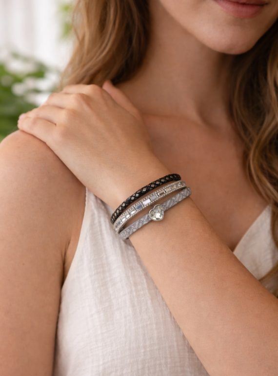 ✨ UShine.gr: Γυναικείο βραχιόλι πολλαπλών σειρών με καρδιά & διακοσμητικά στοιχεία No 1502