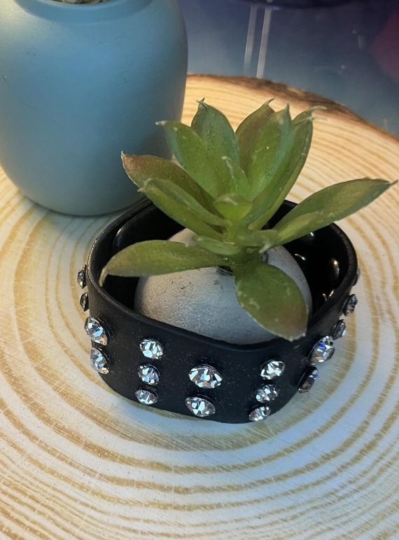 ✨ UShine.gr: Γυναικείο βραχιόλι δερμάτινο με λαμπερά κρύσταλλα statement No 1508