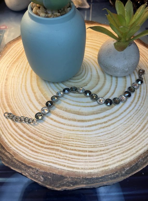 ✨ UShine.gr: Χειροποίητο βραχιόλι με στρογγυλά κρύσταλλα σε ασπρόμαυρο συνδυασμό No 1509