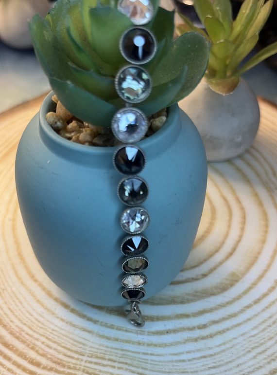 ✨ UShine.gr: Χειροποίητο βραχιόλι με στρογγυλά κρύσταλλα σε ασπρόμαυρο συνδυασμό No 1509