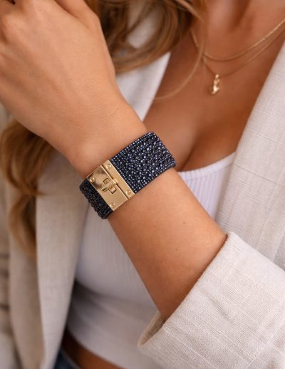 ✨ UShine.gr: Luxury Statement Cuff με Μαύρα Κρύσταλλα & Χρυσό Κούμπωμα No 1510