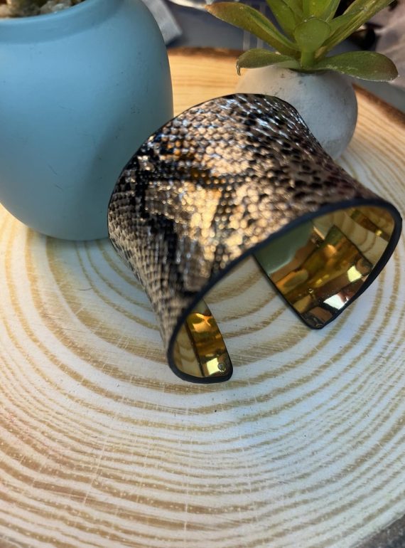 ✨ UShine.gr: Γυναικεία χειροπέδα cuff με snake print σε γήινους τόνους No 1515
