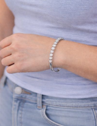 ✨ UShine.gr: Ατσάλινη Χειροπέδα με Λευκά Ζιργκόν – Διαχρονική Λάμψη No 1516