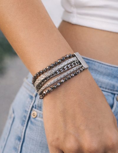 ✨ UShine.gr: Πολύσειρο Βραχιόλι με Αλυσίδες & Χάντρες Αιματίτη No 1517