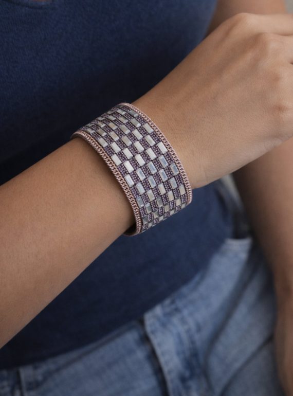 ✨ UShine.gr: Πολύσειρο Βραχιόλι με Αλυσίδες & Χάντρες σε Ροζ Απόχρωση No 1518