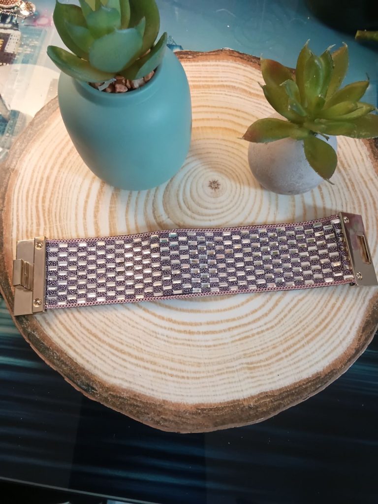 ✨ UShine.gr: Πολυσειρό Βραχιόλι με Αλυσίδες & Χάντρες σε Ροζ Απόχρωση No 1518