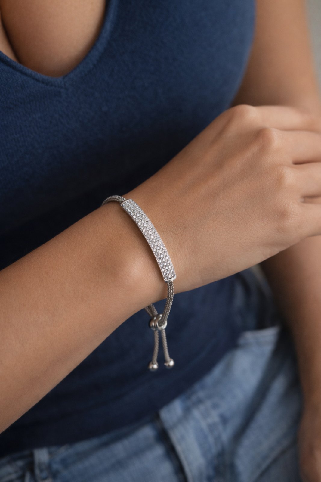 ✨ UShine.gr: Ατσάλινο Βραχιόλι Μακραμέ με Μπάρα Στρας No 1519