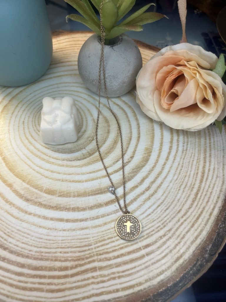 ✨ UShine.gr: Ατσάλινο κολιέ με σταυρό & λαμπερές πέτρες No 1474