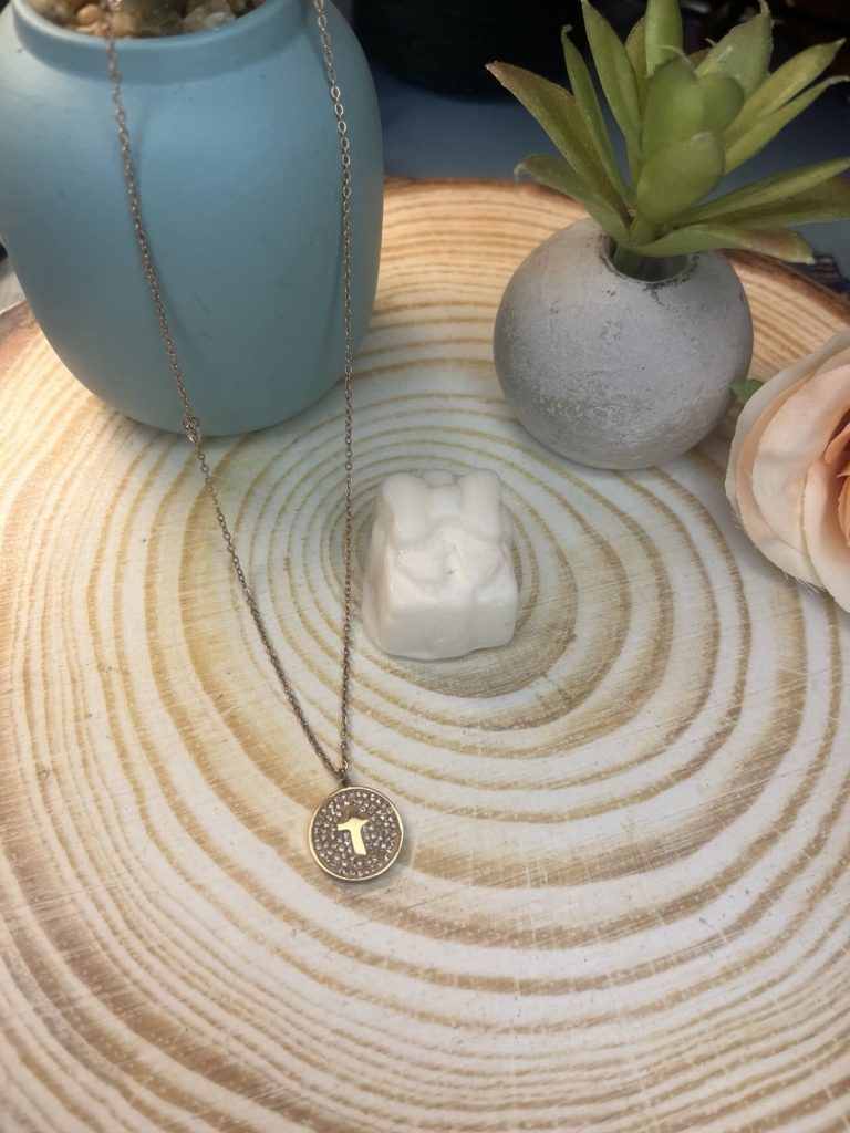 ✨ UShine.gr: Ατσάλινο κολιέ με σταυρό & λαμπερές πέτρες No 1474