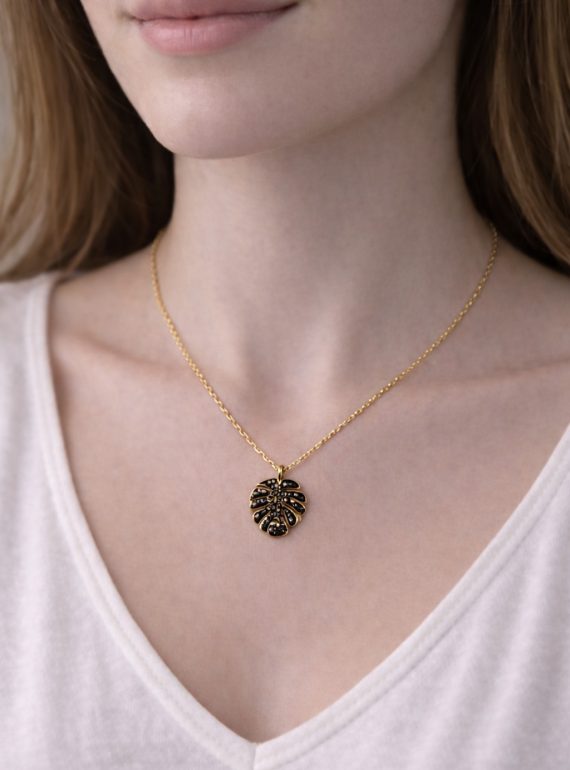 ✨ UShine.gr: Ατσάλινο κολιέ φύλλο με μαύρες πέτρες statement No 1479