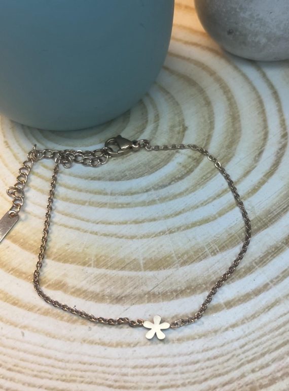 ✨ UShine.gr: Ατσάλινο κολιέ mini λουλούδι – minimal & διαχρονικό No 1480