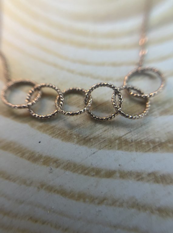 ✨ UShine.gr: Ατσάλινο κολιέ με ενωμένους κύκλους σε ροζ χρυσό τόνο No 1482