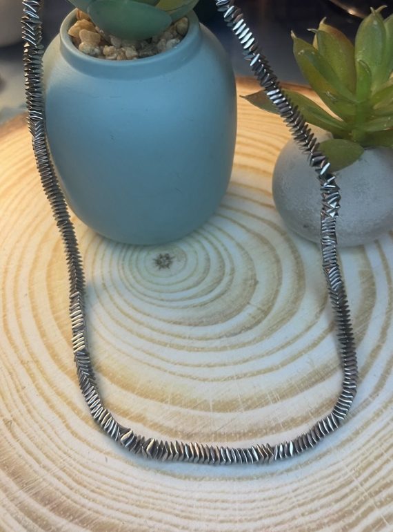 ✨ UShine.gr: Ατσάλινο κολιέ με γεωμετρική αρθρωτή υφή No 1483