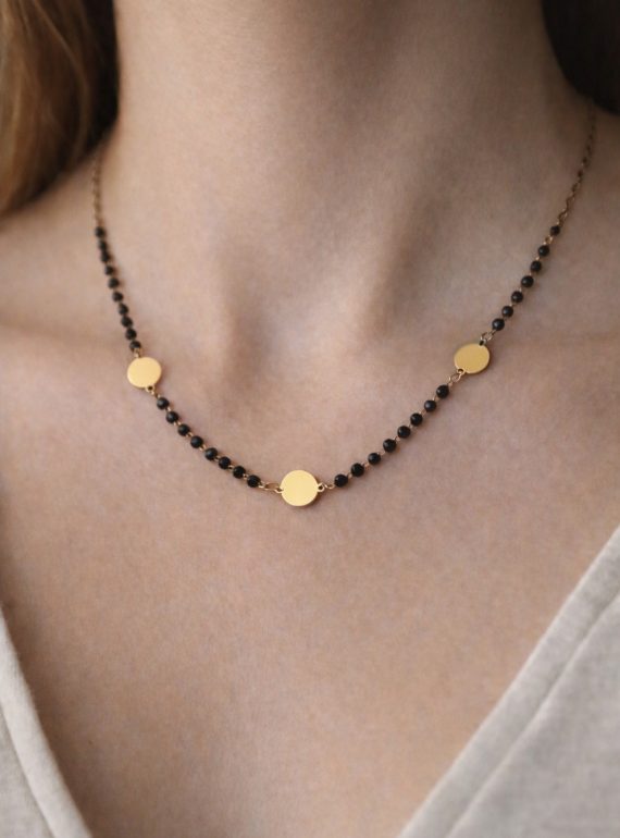 ✨ UShine.gr:Ατσάλινο κολιέ με μαύρες χάντρες & χρυσά μοτίφ κύκλους No 1487