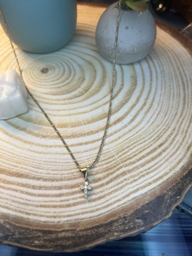 ✨ UShine.gr: Ατσάλινο κολιέ σταυρός με λαμπερές πέτρες No 1489