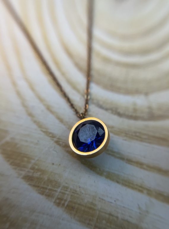 ✨ UShine.gr: Ατσάλινο Κολιέ με Μπλε Κρύσταλλο σε Χρυσή Βάση No 2004