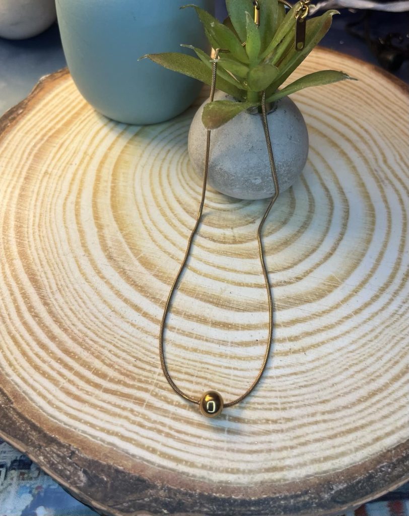 ✨ UShine.gr: Ατσάλινο Κολιέ Snake με Χρυσή Μπίλια No 2006