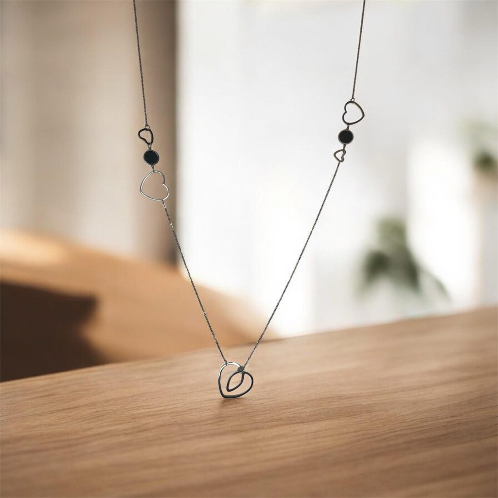 ✨ UShine.gr: Ατσάλινο Κολιέ Διπλή Καρδιά με Μαύρη Λεπτομέρεια No 2008