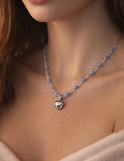✨ UShine.gr: Κολιέ με Γαλάζιες Χάντρες & Ατσάλινη Καρδιά Mirror No 2010