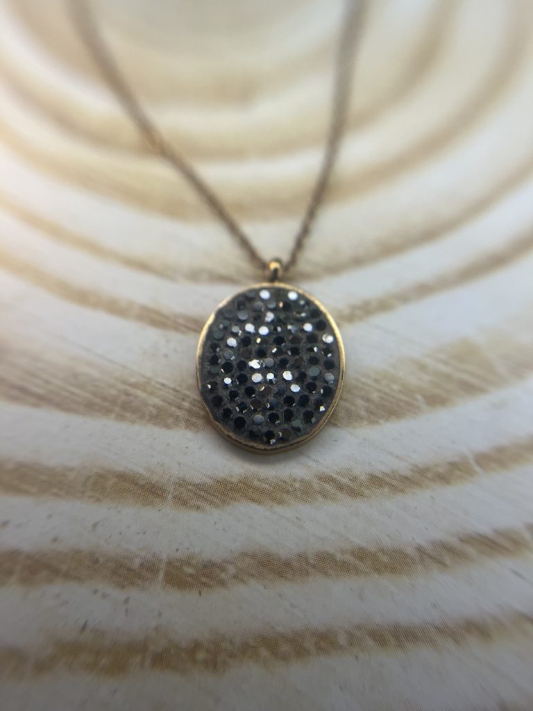 ✨ UShine.gr: Χρυσό Κολιέ Οβάλ με Μαύρα Κρύσταλλα No 2014