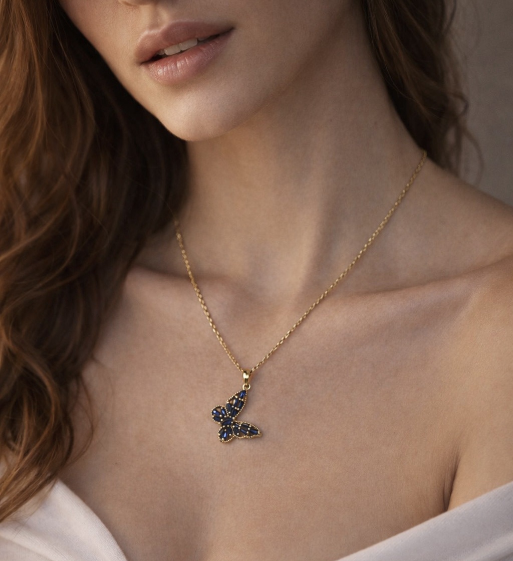 ✨ UShine.gr: Χρυσό Κολιέ Πεταλούδα με Μπλε Κρύσταλλα No 2015