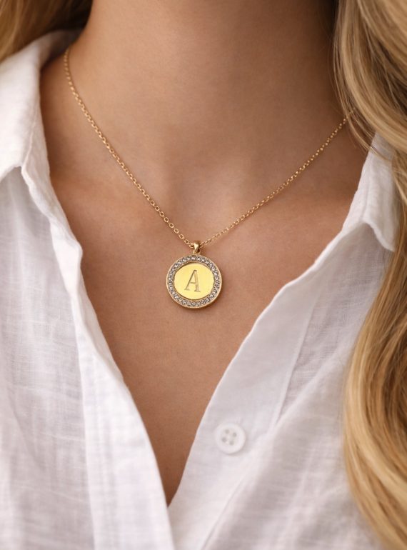 ✨ UShine.gr: Χρυσό Κολιέ Μονόγραμμα με Κρύσταλλα No 2016