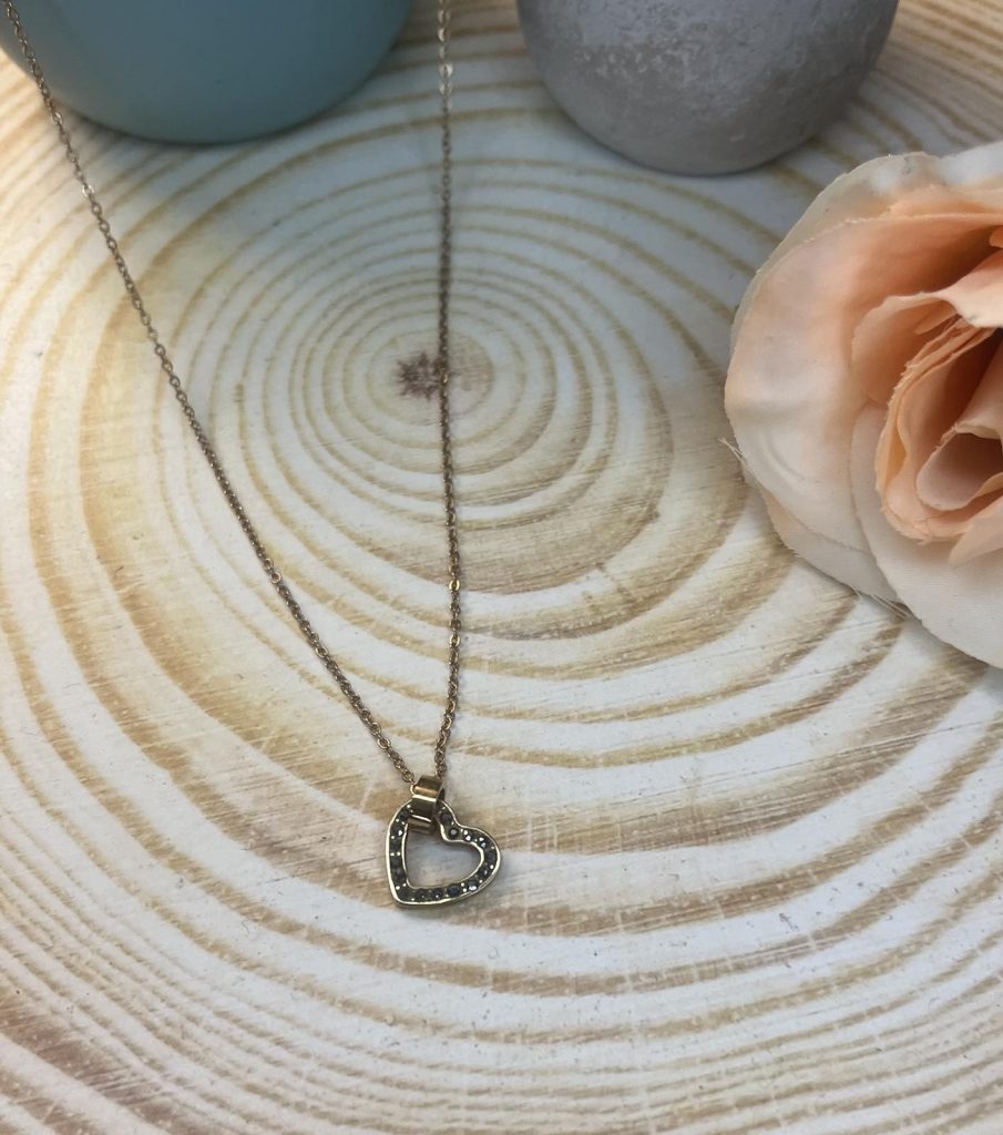 ✨ UShine.gr: Ροζ Χρυσό Κολιέ Καρδιά με Μαύρες Πέτρες No 2018