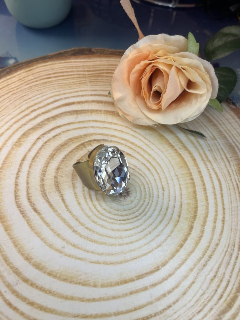 ✨ UShine.gr: Χειροποίητο Δαχτυλίδι Statement με Διάφανο Οβάλ Κρύσταλλο No 7032