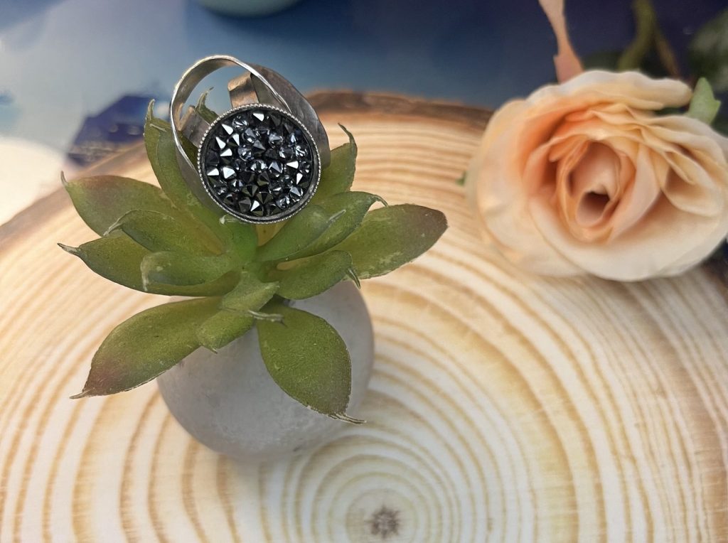 ✨ UShine.gr: Χειροποίητο Δαχτυλίδι Στρογγυλό με Μαύρα Κρύσταλλα No 7036