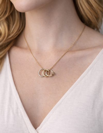 ✨ UShine.gr: Ατσάλινο Κολιέ Τριπλοί Κύκλοι & Μονόπετρο No 2044