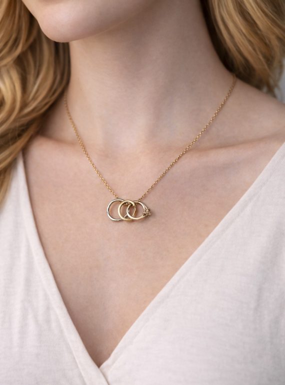 ✨ UShine.gr: Ατσάλινο Κολιέ Τριπλοί Κύκλοι & Μονόπετρο No 2044