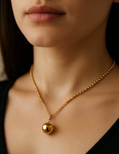 ✨ UShine.gr: Χειροποίητο Κολιέ με Χρυσή Σφαίρα No 2050