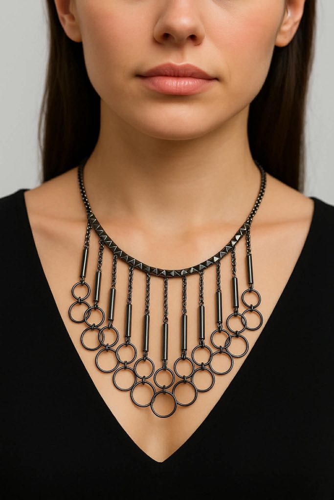 ✨ UShine.gr: Statement Κολιέ Μαύρο με Κύκλους & Γεωμετρικά Στοιχεία No 6055