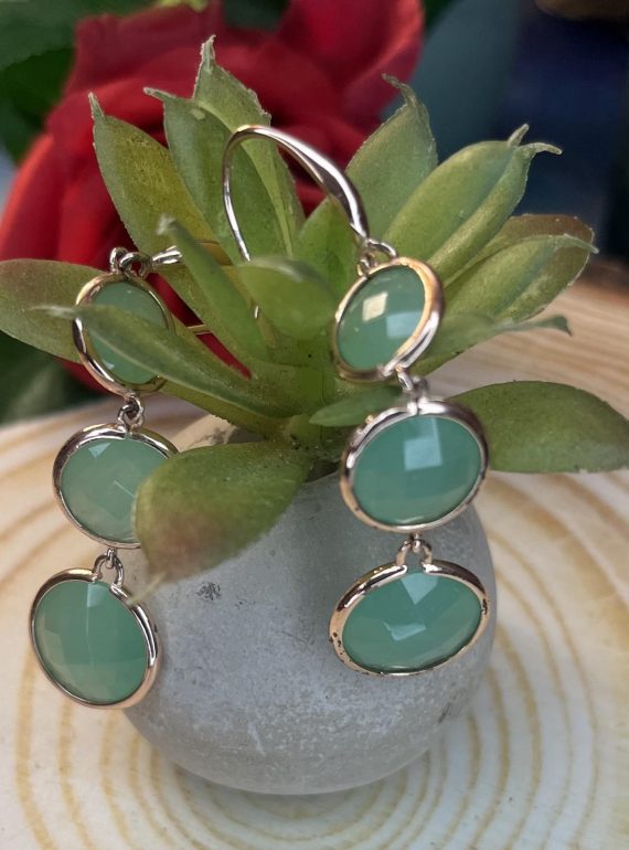 ✨ UShine.gr: Κρεμαστά Σκουλαρίκια με Πράσινες Πέτρες & Χρυσές Λεπτομέρειες No 6005