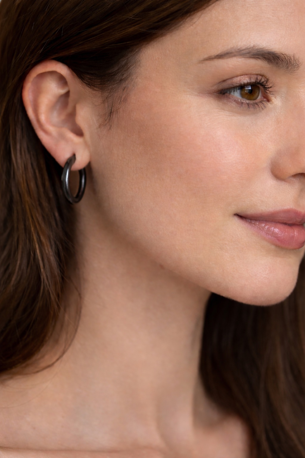 ✨ UShine.gr: Μαύροι Minimal Κρίκοι από Ανοξείδωτο Ατσάλι No 6006