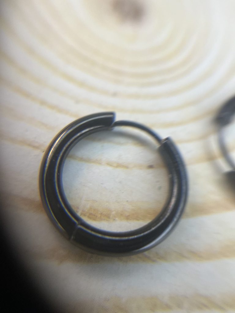 ✨ UShine.gr: Μαύροι Minimal Κρίκοι από Ανοξείδωτο Ατσάλι No 6006