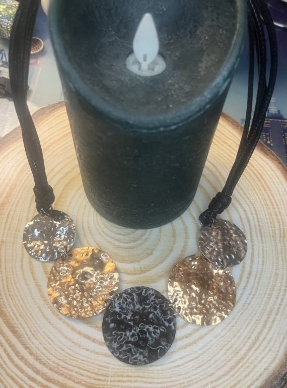 ✨ UShine.gr: Χειροποίητο Κολιέ Statement με Σφυρήλατους Δίσκους No 8002