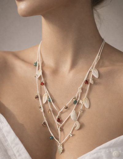 ✨ UShine.gr: Χειροποίητο Κολιέ Boho με Κοχύλια & Πολύχρωμες Χάντρες No 8008