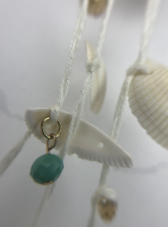 ✨ UShine.gr: Χειροποίητο Κολιέ Boho με Κοχύλια & Πολύχρωμες Χάντρες No 8008