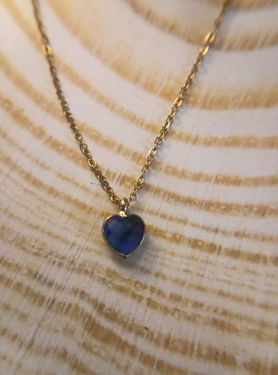 ✨ UShine.gr: Κολιέ Καρδιά Sapphire Glow No 6063