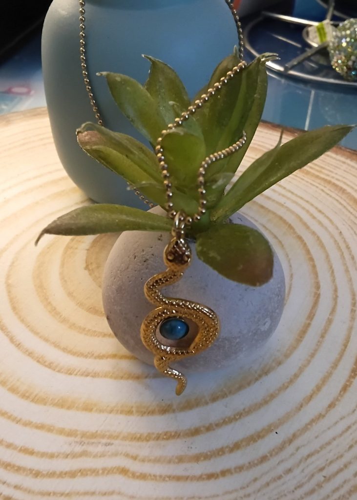✨ UShine.gr: Ατσάλινο Κολιέ Serpente Blue Stone No 6065